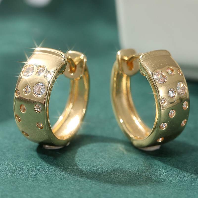 Women's Bold Golden U-Shaped Spring Ear Cuffs with Zirconia